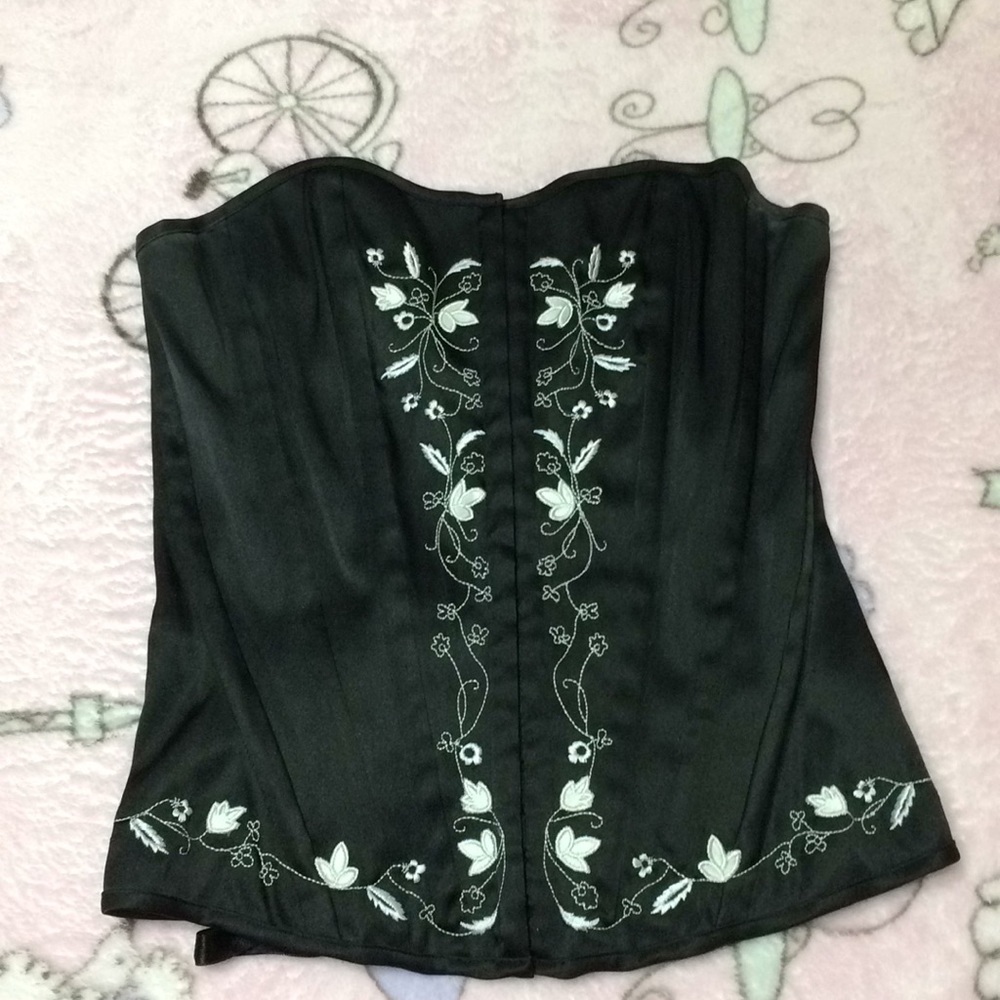Charlotte Russe corset